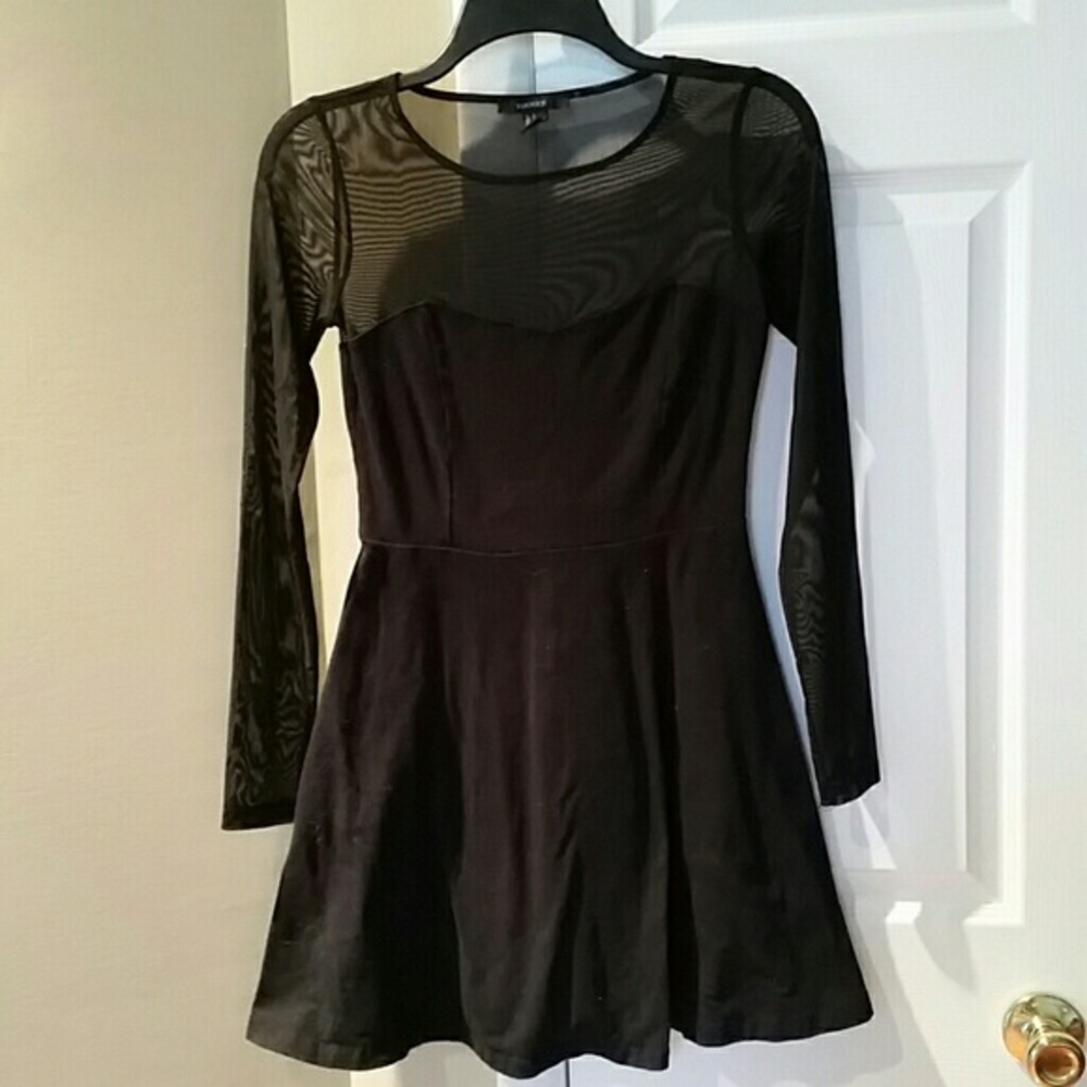 Black Party dress, SIZE small.